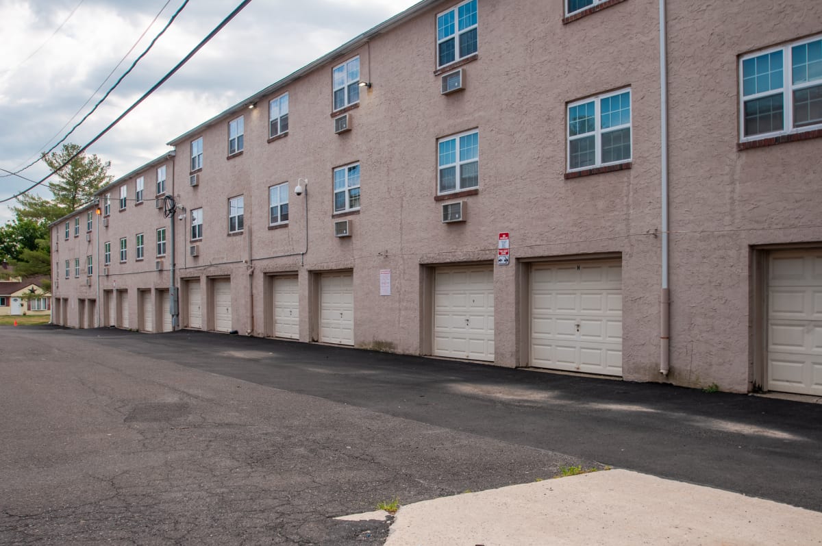 Photos and Video of Pennsbury Court Apartments in Morrisville, PA